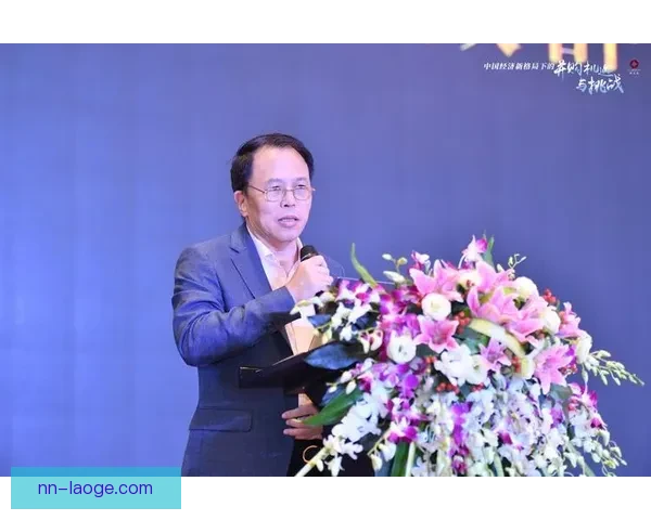 中国男足主帅信心满满誓言迎接新挑战誓将带领球队走向更高峰 中国男足主帅信心满满誓言迎接新挑战誓将带领球队走向更高峰
